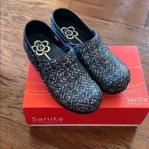 Sanita Clogs